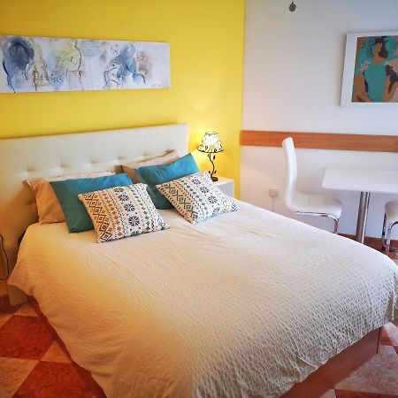 Studio Beso Del Mar Apartment Nerja Exterior photo