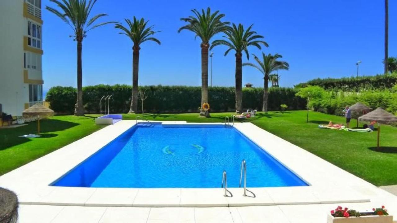 Studio Beso Del Mar Apartment Nerja Exterior photo